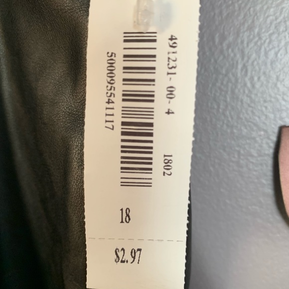 NEW Plus Old Navy Extra High-Waisted Faux Leather Pants - Picture 4 of 6